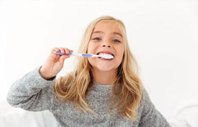 儿童私立医院：孩子几岁该第一次看牙医